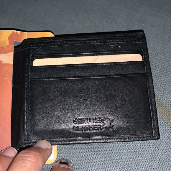 TRUE GEAR LEATHER-WALLET BNWT - Picture 3 of 4